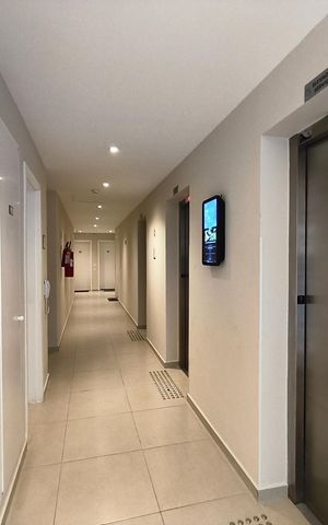 Apartamento à venda com 40m², 2 quartos e 1 vaga Apartamento à venda com 40m², 2 quartos e 1 vagaElevadores
