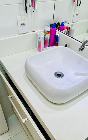Apartamento à venda com 54m², 2 quartos e 1 vaga Apartamento à venda com 54m², 2 quartos e 1 vagaBanheiro