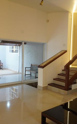 Casa para alugar com 330m², 3 quartos e 2 vagasSala 1