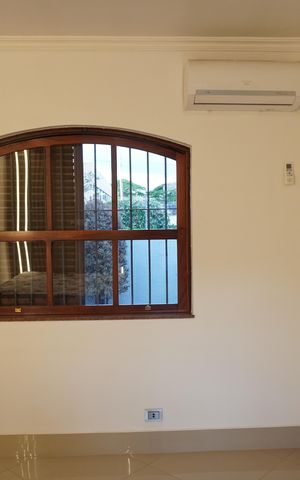 Casa para alugar com 330m², 3 quartos e 2 vagasSuíte 2