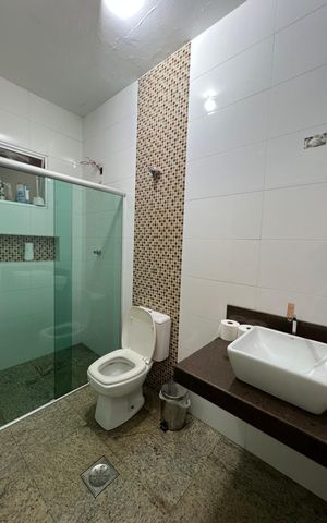 Casa à venda com 300m², 3 quartos e 3 vagas