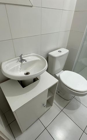 Apartamento para alugar com 54m², 2 quartos e 1 vaga Apartamento para alugar com 54m², 2 quartos e 1 vagaBanheiro
