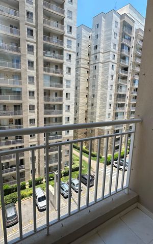 Apartamento à venda com 61m², 2 quartos e 1 vaga Apartamento à venda com 61m², 2 quartos e 1 vagaVaranda