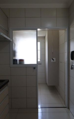 Apartamento para alugar com 70m², 2 quartos e 2 vagas Apartamento para alugar com 70m², 2 quartos e 2 vagasCozinha