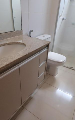 Apartamento para alugar com 70m², 2 quartos e 2 vagas Apartamento para alugar com 70m², 2 quartos e 2 vagasBanheiro