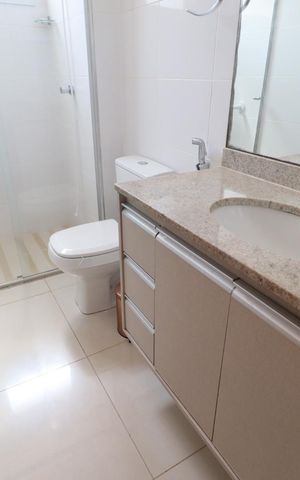 Apartamento para alugar com 70m², 2 quartos e 2 vagas Apartamento para alugar com 70m², 2 quartos e 2 vagasBanheiro da Suíte