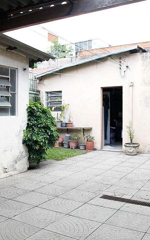 Casa à venda com 175m², 2 quartos e 3 vagasPátio