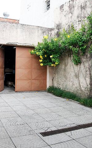 Casa à venda com 175m², 2 quartos e 3 vagasPátio