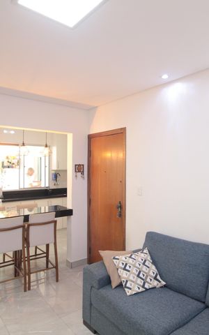 Apartamento à venda com 72m², 2 quartos e 1 vagaSala