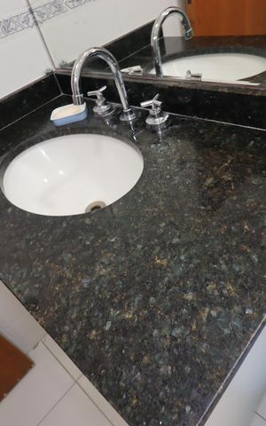 Apartamento à venda com 102m², 3 quartos e 2 vagasBanheiro Social - Pia