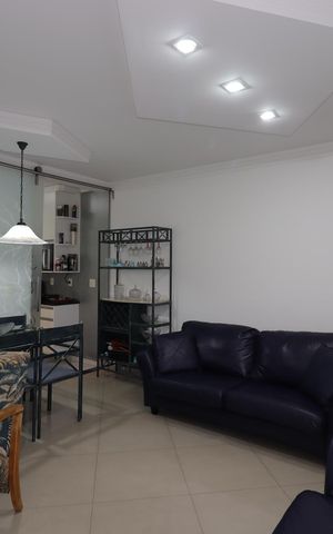 Apartamento à venda com 102m², 3 quartos e 2 vagasSala