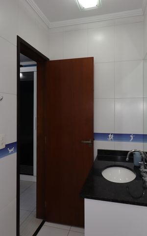 Apartamento à venda com 102m², 3 quartos e 2 vagasBanheiro da Suíte