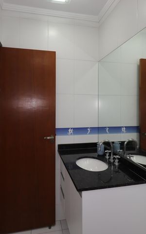Apartamento à venda com 102m², 3 quartos e 2 vagasBanheiro da Suíte