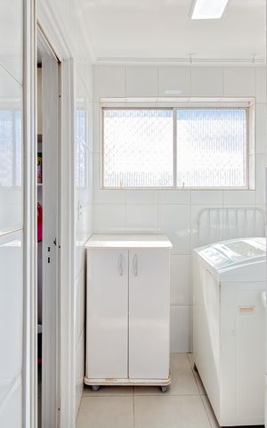 Apartamento à venda com 59m², 2 quartos e 1 vaga Apartamento à venda com 59m², 2 quartos e 1 vagaÁrea de Serviço