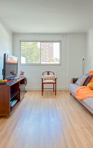 Apartamento à venda com 59m², 2 quartos e 1 vaga Apartamento à venda com 59m², 2 quartos e 1 vagaSala
