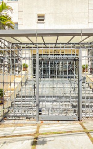 Apartamento à venda com 59m², 2 quartos e 1 vaga Apartamento à venda com 59m², 2 quartos e 1 vagaFachada