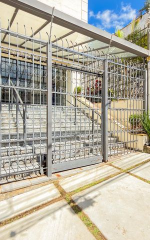 Apartamento à venda com 59m², 2 quartos e 1 vaga Apartamento à venda com 59m², 2 quartos e 1 vagaFachada