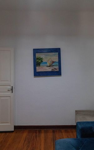Casa para alugar com 140m², 1 quarto e sem vaga Casa para alugar com 140m², 1 quarto e sem vagaSala