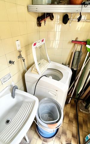 Casa à venda com 125m², 3 quartos e 2 vagas Casa à venda com 125m², 3 quartos e 2 vagasLavanderia