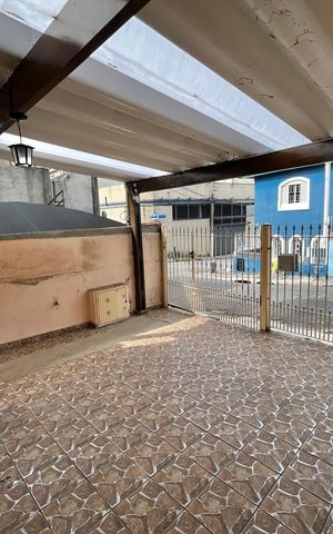 Casa à venda com 125m², 3 quartos e 2 vagas Casa à venda com 125m², 3 quartos e 2 vagasGaragem