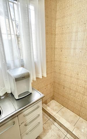 Casa à venda com 125m², 3 quartos e 2 vagas Casa à venda com 125m², 3 quartos e 2 vagasCozinha