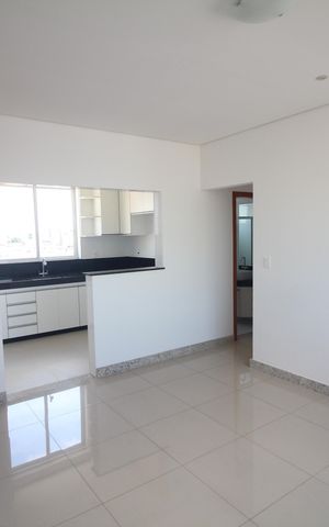 Apartamento à venda com 77m², 3 quartos e 1 vagaSala