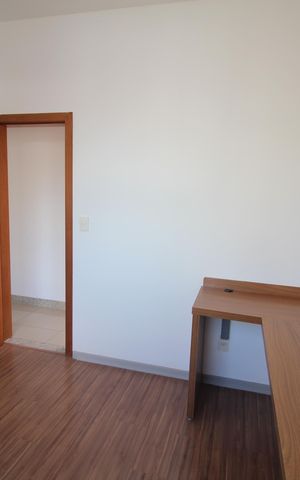 Apartamento à venda com 77m², 3 quartos e 1 vagaQuarto 2