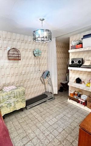 Casa à venda com 120m², 2 quartos e 1 vaga Casa à venda com 120m², 2 quartos e 1 vagaEdícula