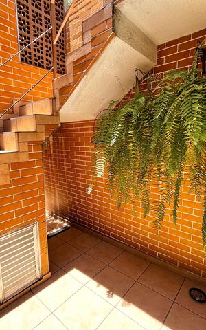 Casa à venda com 120m², 2 quartos e 1 vaga Casa à venda com 120m², 2 quartos e 1 vagaQuintal