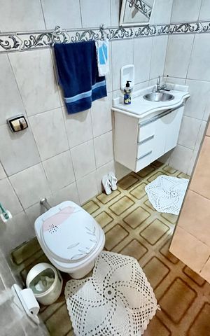 Casa à venda com 120m², 2 quartos e 1 vaga Casa à venda com 120m², 2 quartos e 1 vagaBanheiro de serviço