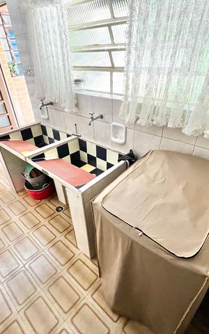 Casa à venda com 120m², 2 quartos e 1 vaga Casa à venda com 120m², 2 quartos e 1 vagaÁrea de Serviço