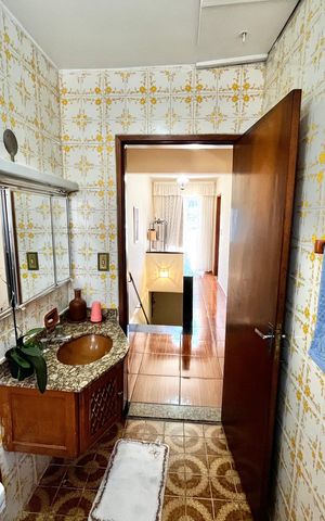 Casa à venda com 120m², 2 quartos e 1 vaga Casa à venda com 120m², 2 quartos e 1 vagaBanheiro