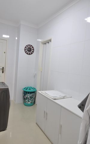 Casa para alugar com 340m², 3 quartos e 5 vagasÁrea de Serviço