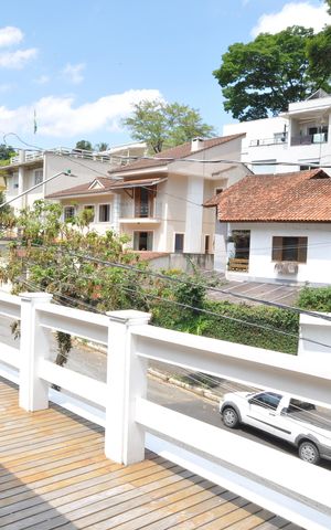 Casa para alugar com 340m², 3 quartos e 5 vagasSacada da Sala