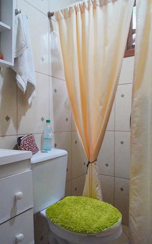 Casa para alugar com 190m², 3 quartos e 3 vagasBanheiro 1