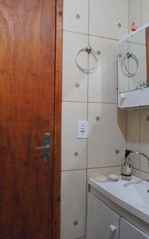 Casa para alugar com 190m², 3 quartos e 3 vagasBanheiro 1