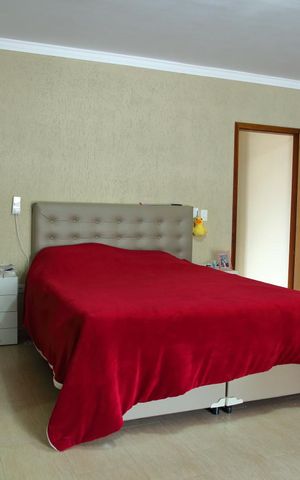 Casa à venda com 259m², 3 quartos e 3 vagasSuíte 