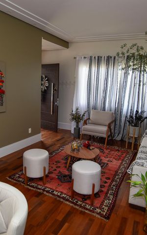 Casa de condomínio para alugar com 260m², 3 quartos e 2 vagasSala