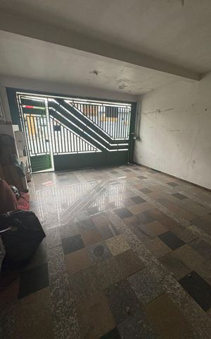 Casa à venda com 160m², 3 quartos e 2 vagas Casa à venda com 160m², 3 quartos e 2 vagasÁrea Externa