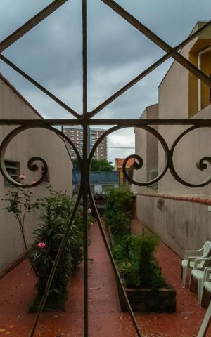 Casa à venda com 297m², 2 quartos e 1 vaga Casa à venda com 297m², 2 quartos e 1 vagaVista da Sala