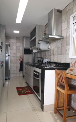 Apartamento à venda com 115m², 3 quartos e 2 vagasCozinha