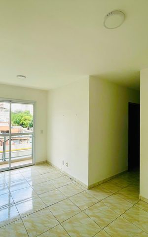 Apartamento à venda com 46m², 2 quartos e 1 vaga Apartamento à venda com 46m², 2 quartos e 1 vagaSala