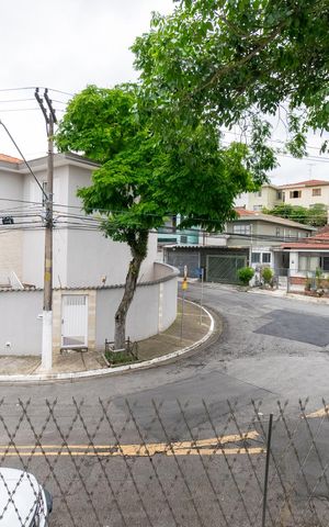 Casa à venda com 250m², 3 quartos e 2 vagas Casa à venda com 250m², 3 quartos e 2 vagasVista do Quarto 2