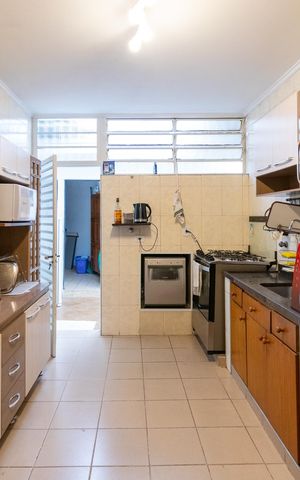 Casa à venda com 250m², 3 quartos e 2 vagas Casa à venda com 250m², 3 quartos e 2 vagasCozinha