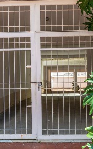 Apartamento à venda com 76m², 2 quartos e 1 vaga Apartamento à venda com 76m², 2 quartos e 1 vagaÁrea comum - Garagem