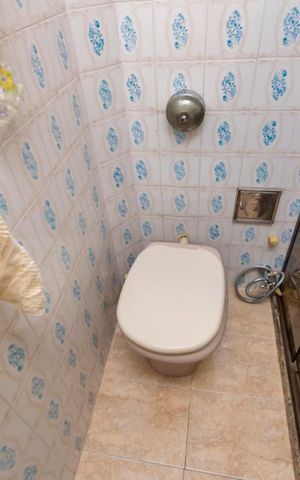 Apartamento à venda com 76m², 2 quartos e 1 vaga Apartamento à venda com 76m², 2 quartos e 1 vagaBanheiro