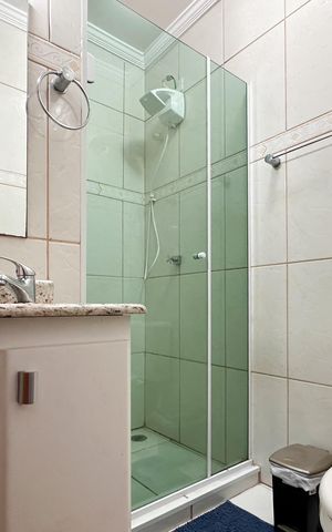 Casa à venda com 112m², 2 quartos e 1 vaga Casa à venda com 112m², 2 quartos e 1 vagaBanheiro Social