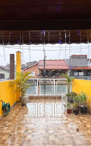 Casa à venda com 112m², 2 quartos e 1 vaga Casa à venda com 112m², 2 quartos e 1 vagaVaranda do Quarto