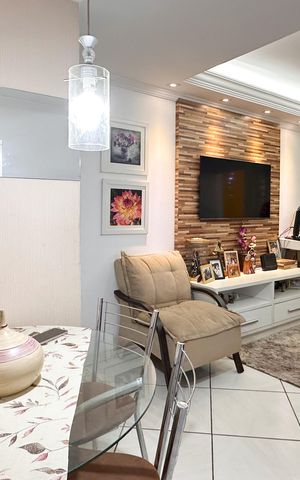 Casa à venda com 112m², 2 quartos e 1 vaga Casa à venda com 112m², 2 quartos e 1 vagaSala