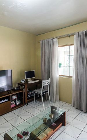 Apartamento à venda com 250m², 3 quartos e 4 vagas Apartamento à venda com 250m², 3 quartos e 4 vagasSala